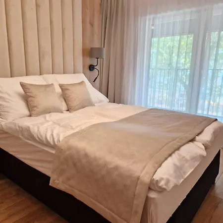 Apartman Cargo Przy Dworcu Glownym Pkp / Parking *
